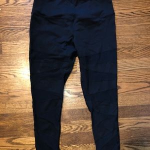 Buff bunny “tech mesh” leggings